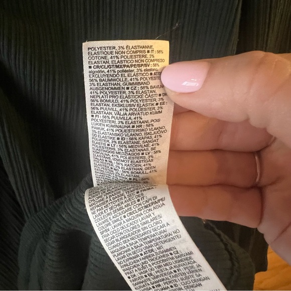 Old Navy Cinched Green Ribbed long sleeve - Picture 7 of 10